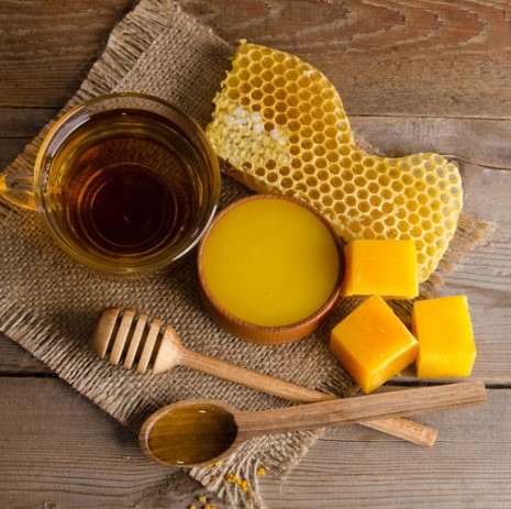 Cera de abeja, cosmética natural, recetas con cera de abeja