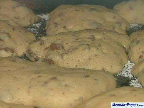 galletas de chocolate cookies en el horno