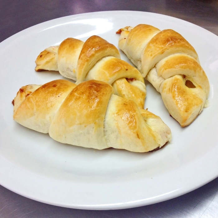 Croissants Keto rellenos de mazapán sin azúcar, recetas keto, recetas paleo, recetas realfood,