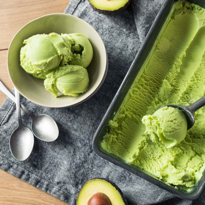 Helado de aguacate y coco, recetas keto, recetas paleo, recetas realfood, postres saludables