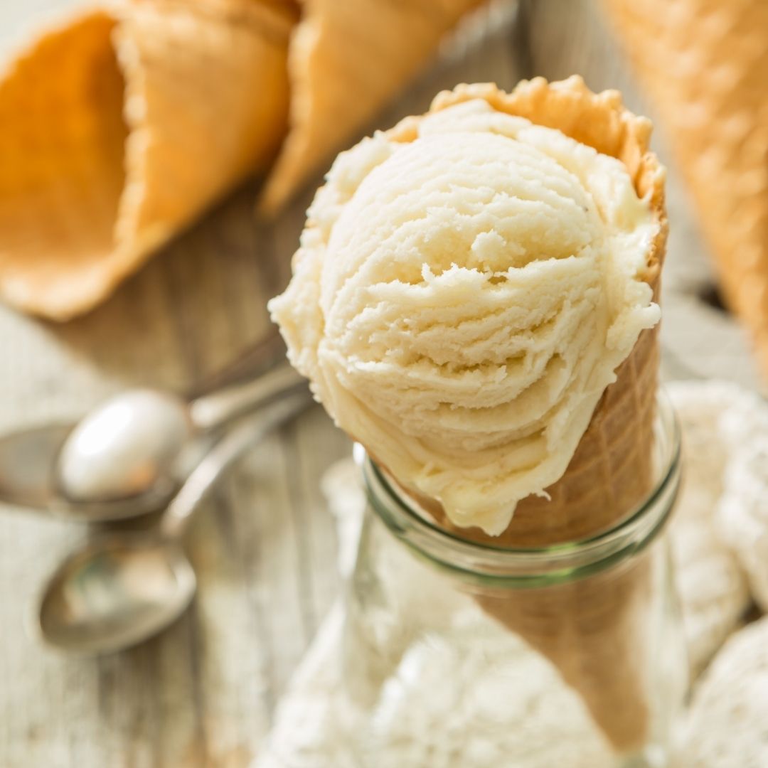 Helado de chocolate, vainilla y cookies