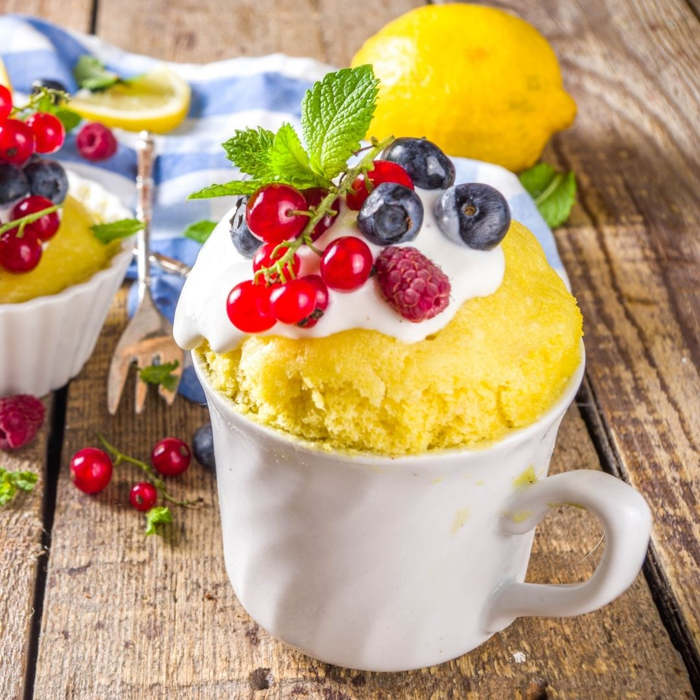 Mug Cake de limón Keto sin azúcar, recetas keto, recetas paleo, recetas realfood,