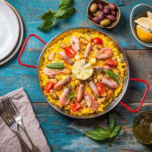 Paella con marisco