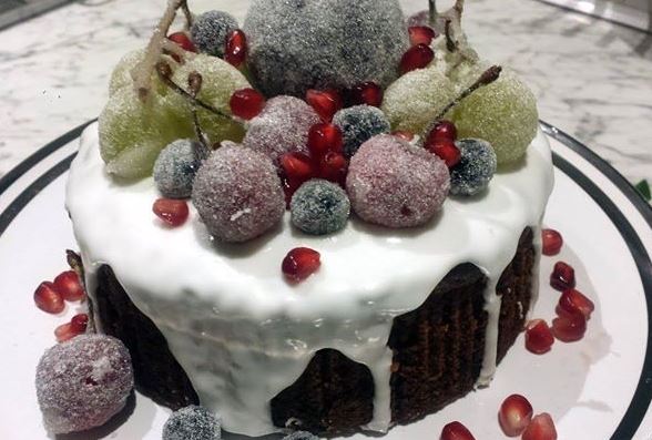 Pastel navidad con fruta confitada