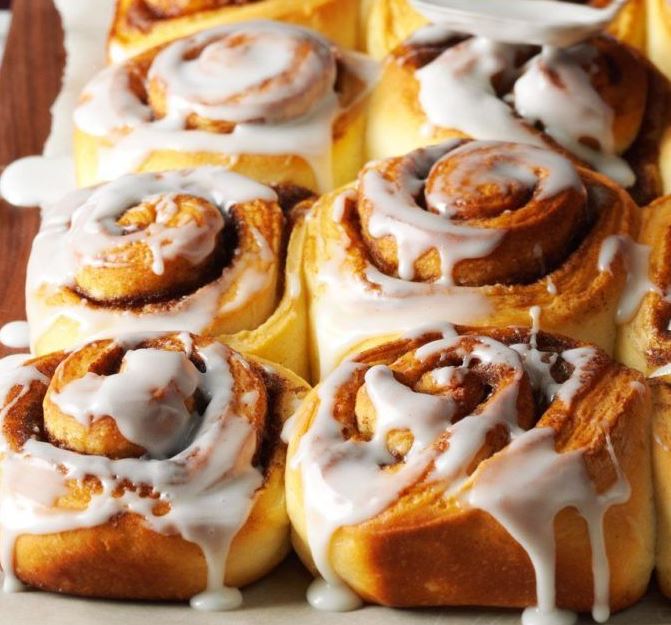 bollos de canela, rollitos de canela, Cinnamon rolls