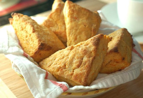 Receta para hacer Scones de batata con miel y cítricos