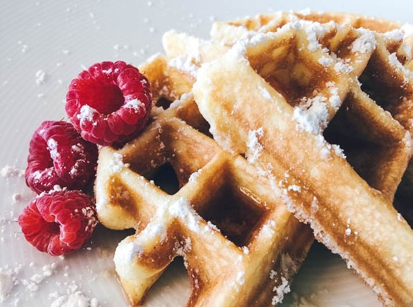 Waffles con harina de coco y crema de almendras