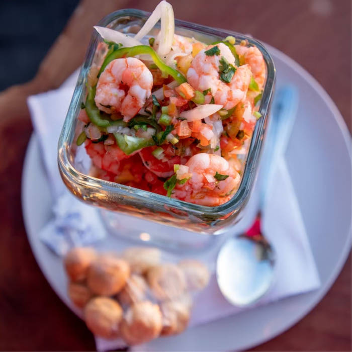 El mar en tu plato: Recetas de mariscos que te harán sentir en un oasis tropical