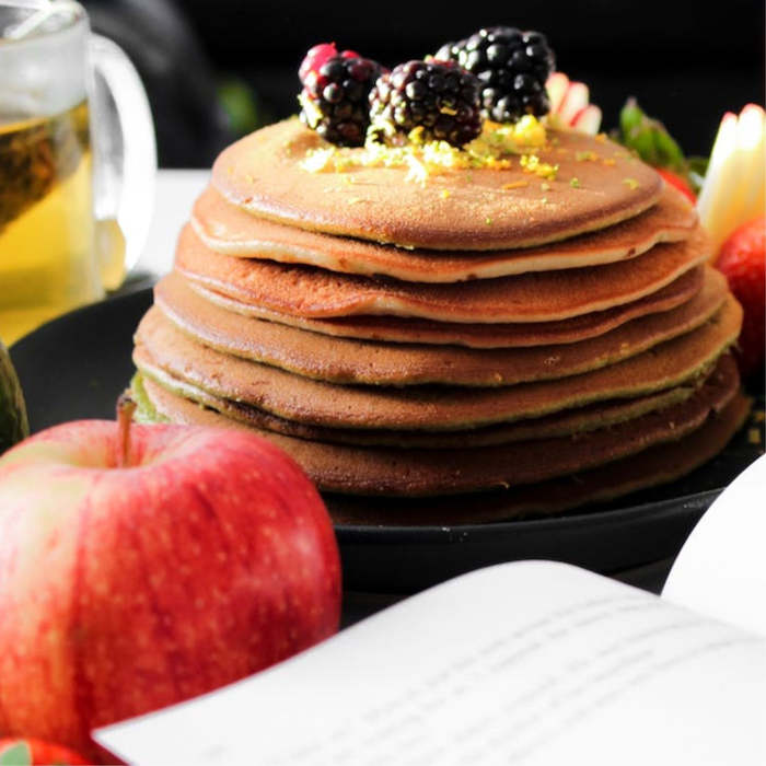 Desayuno saludable: cómo preparar tortitas de patata y manzana