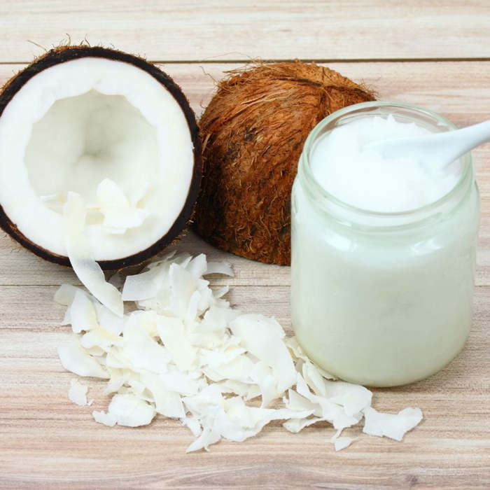 ¿Cómo utilizar el aceite de coco para las estrías durante el embarazo?