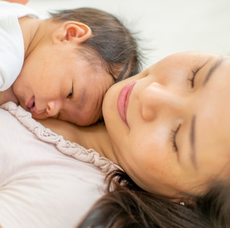 Por qué no es bueno comparar tu proceso posparto con otras madres