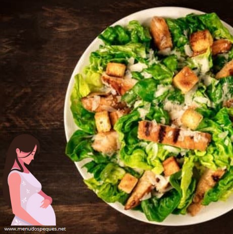 ¿Puede una mujer embarazada comer Ensalada César? embarazo