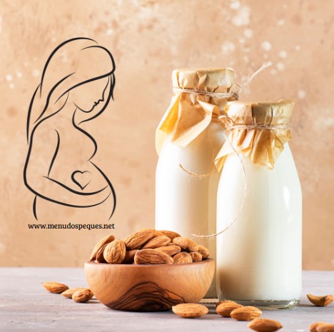 ¿Puede una mujer embarazada beber leche de almendras? bebida de almendras embarazo