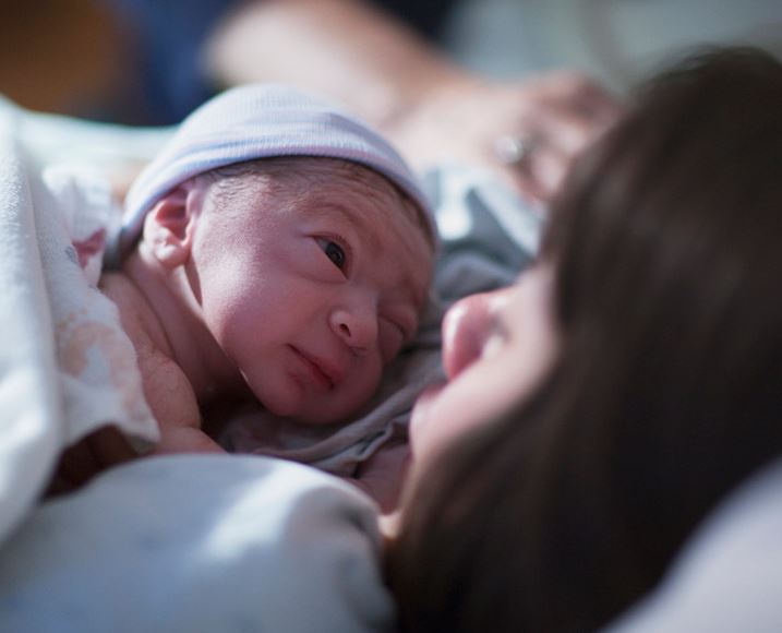 Depresión posparto afecta a los bebés