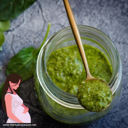 ¿Puede una mujer embarazada comer salsa pesto? embarazo