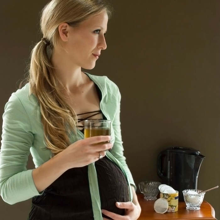 ¿Puede una mujer embarazada tomar té verde?
