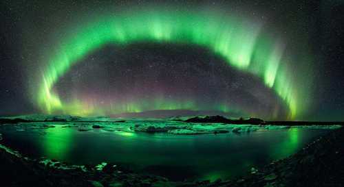 noche-estrellada-sobre-islandia