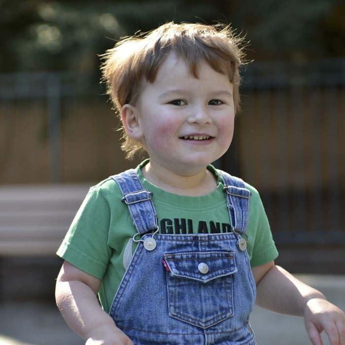 niño sonriendo, autismo, autista, espectro, TEA, recursos educativos