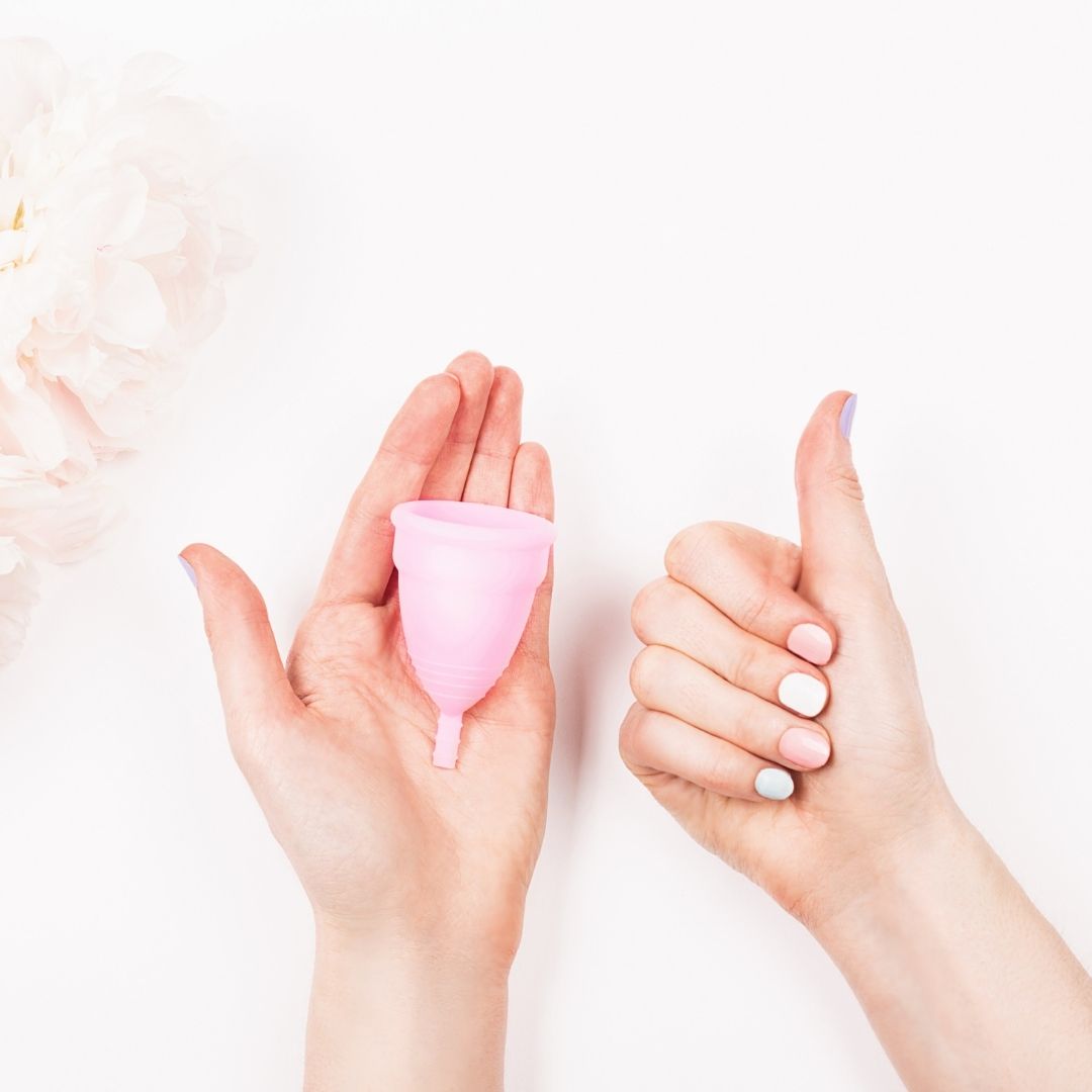 ¿Qué es la copa menstrual y cómo se usa?  ¿Cuánto tiempo se puede llevar la copa menstrual?