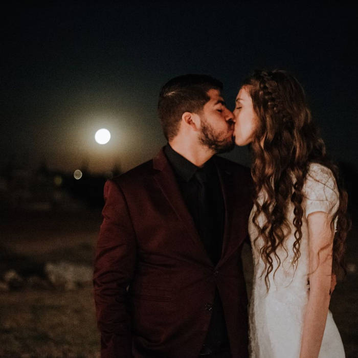Encuentra el Amor con la Luna Llena: Rituales Poderosos