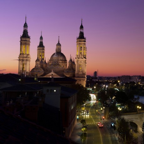 Basílica virgen del pilar, pilarica, zaragoza, pilares, 12 de octubre,