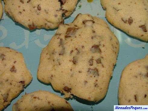 Las galletas ya están frías, listas para comer o guardar