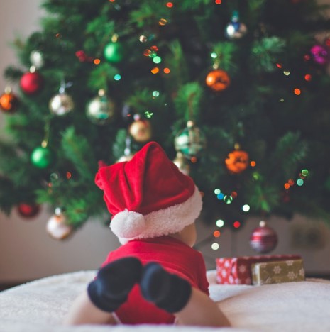 Cómo hacer el árbol de Navidad a prueba de bebés