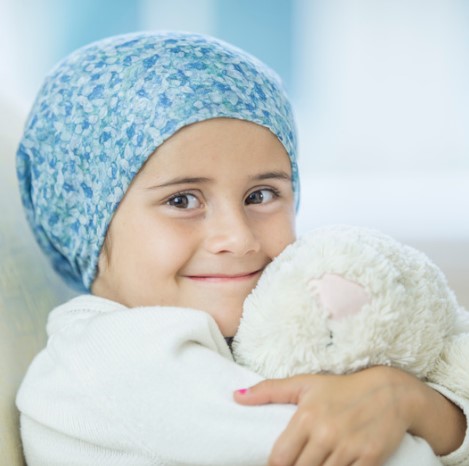 ¿Qué es el cáncer infantil y cuáles son sus causas?