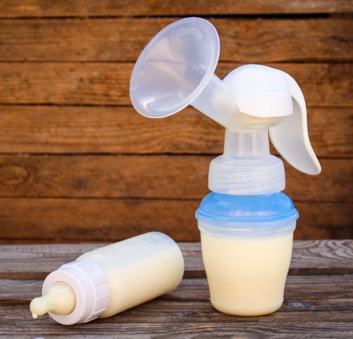 Cómo extraer leche materna
